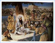 Guru Ramdas (1534-1581 AD) laid the foundation stone of Amritsar on 13th June 1577. The devotees have been visiting the Holy City since its existence, for having a dip in the ascred 'Sarovar' and also for promoting their trade.